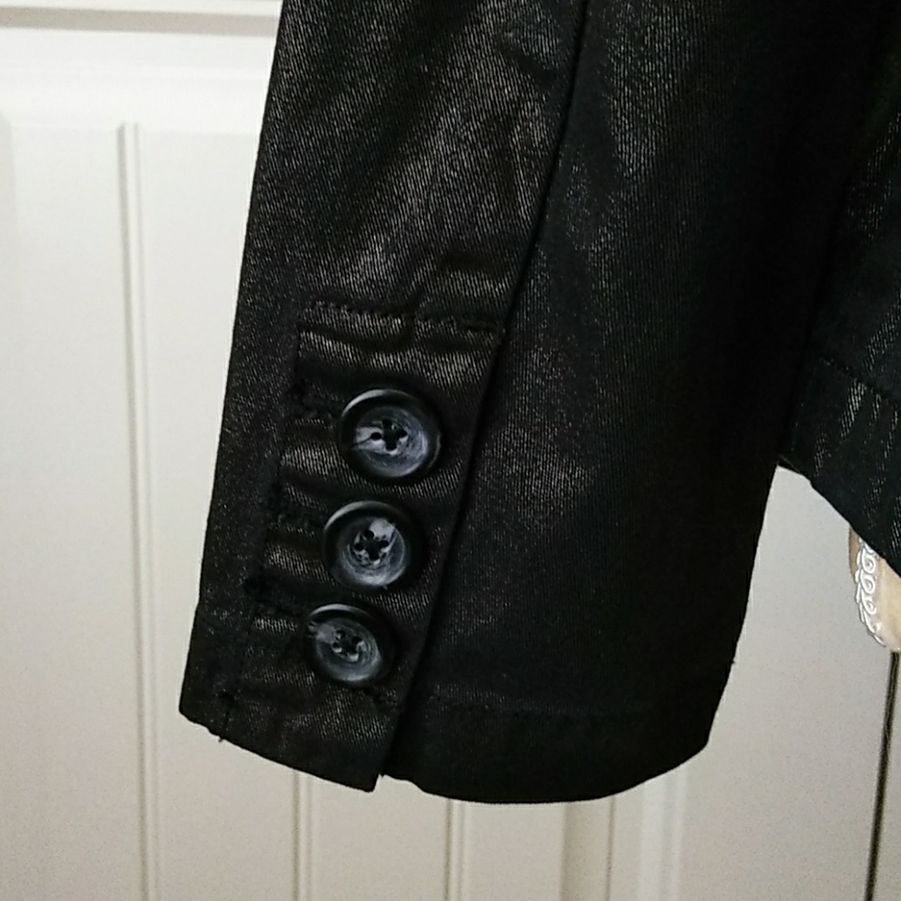 Size 8 Coldwater Creek Black Jacket Top - Picture 8 of 9